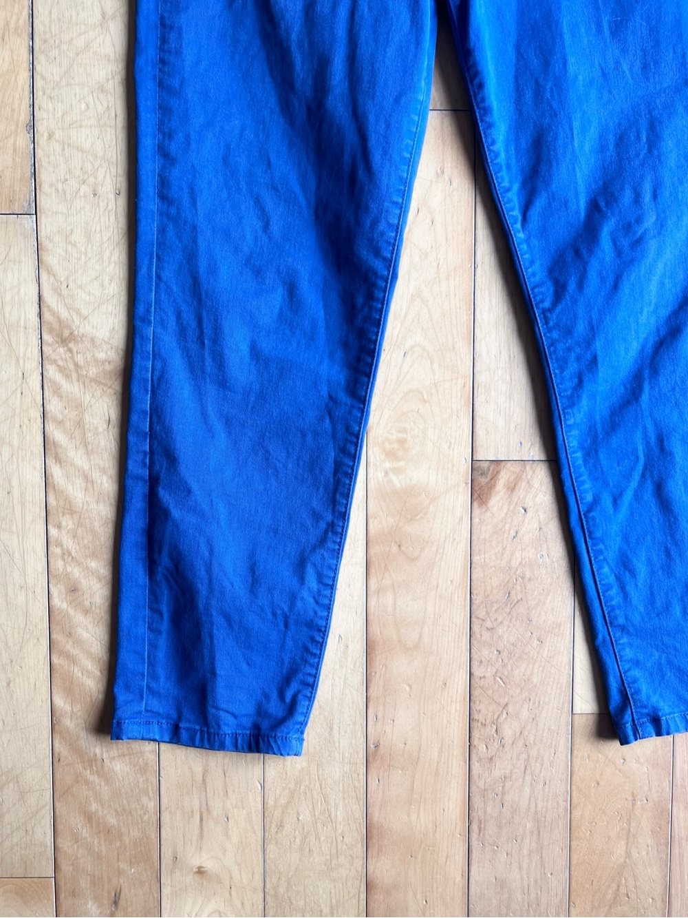 Calvin Klein Cropped Blue Slim Pants Size 6 - Picture 2 of 8